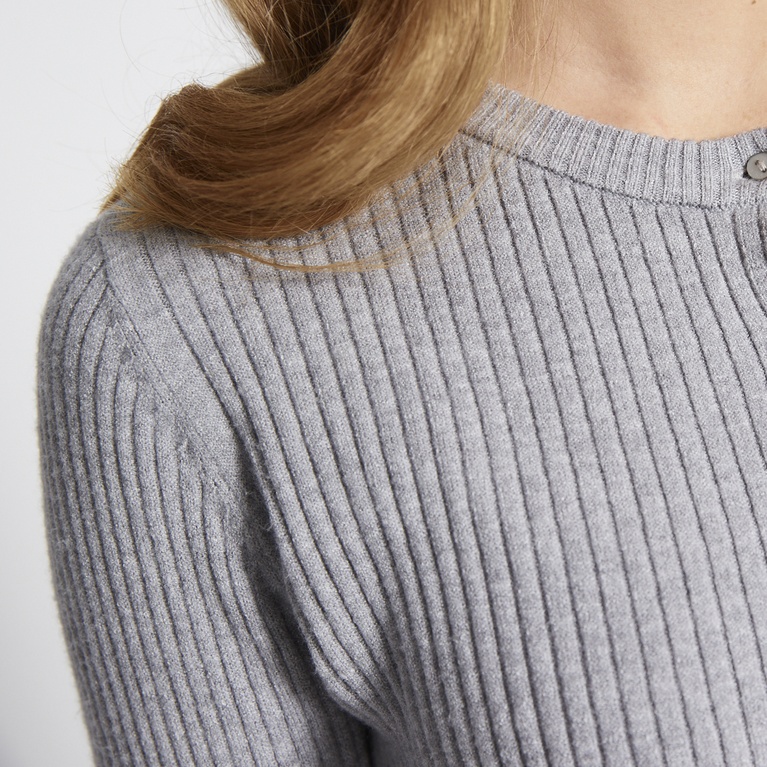 Ribstrikket cardigan "Jannike" Ribstrikket cardigan "Jannike"